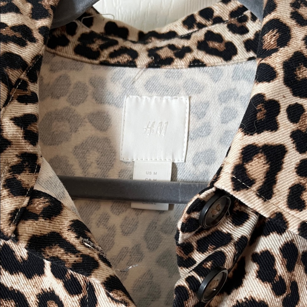 H & M Cotton Twill Animal Print Shacket Jacket Medium - Picture 2 of 12